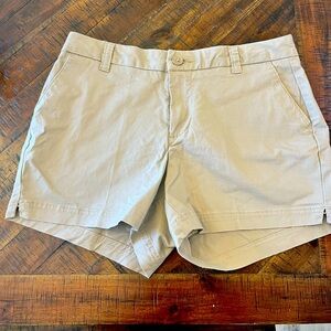 Magellan women’s shorts. Size 4. 4”seam. NWT